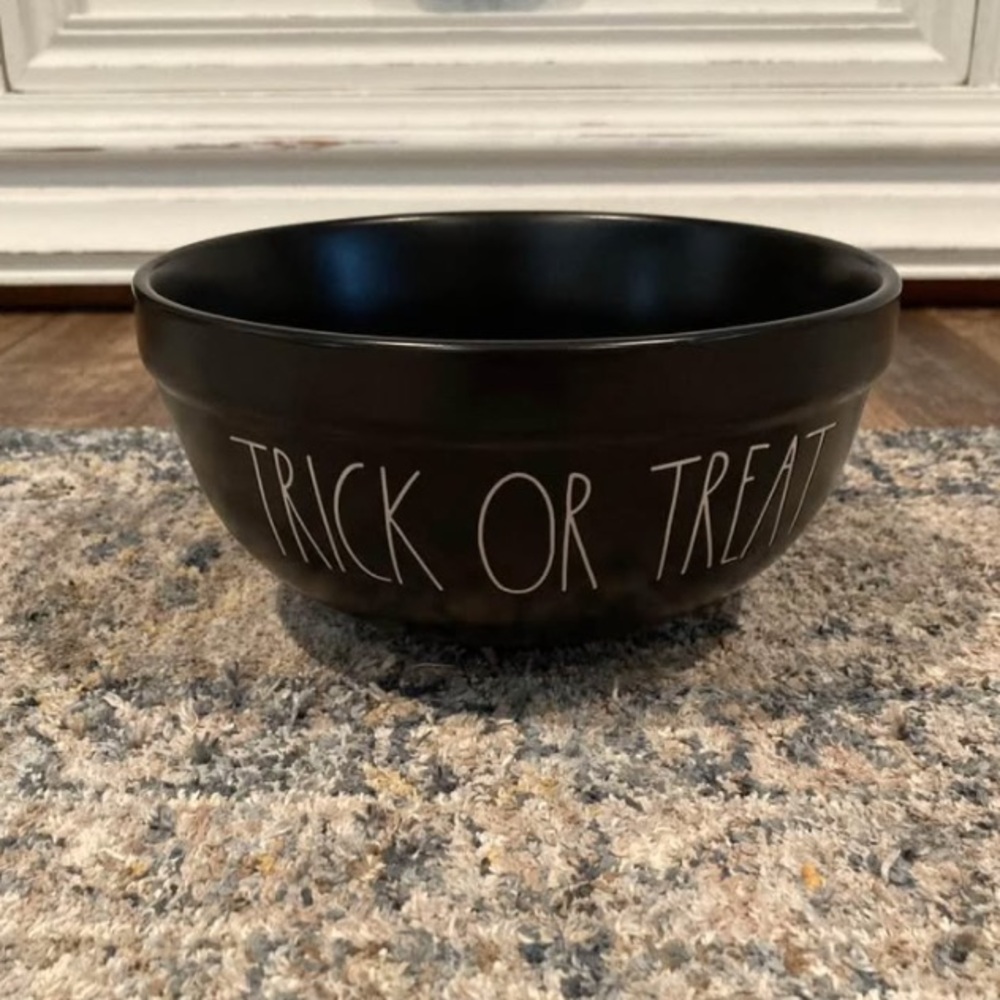 Rae Dunn Medium Sized Trick or Treat Bowl Black Matte